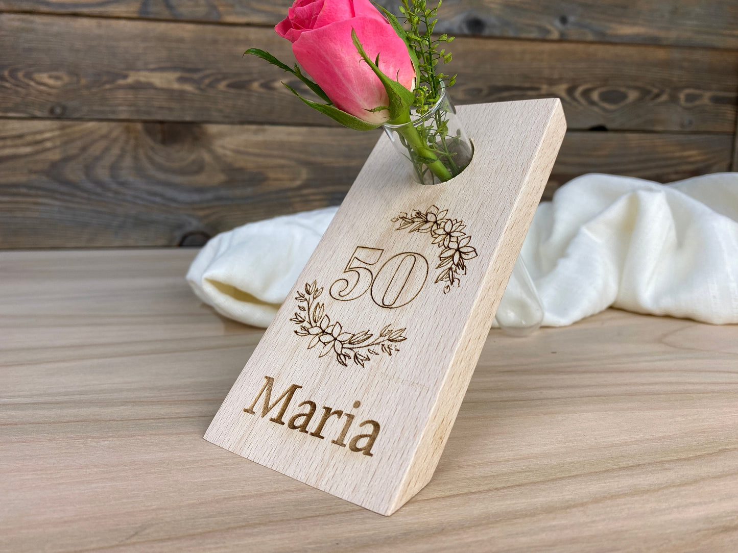 personalisierte Vase aus Holz mit Reagenzglas, Tischdeko zum Geburtstag, Hochzeit, Feiertage oder als Geschenk