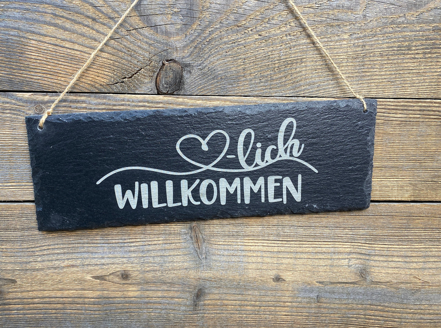 Spruchtafel "herzlich Willkommen" aus Schiefer, graviert - für Innen und Außen - Herz - Geschenk