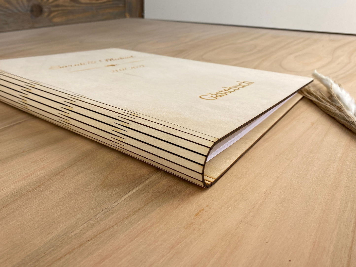 Personalisiertes Gästebuch zur Hochzeit - Erinnerungsbuch Fotobuch aus Holz - Geschenk