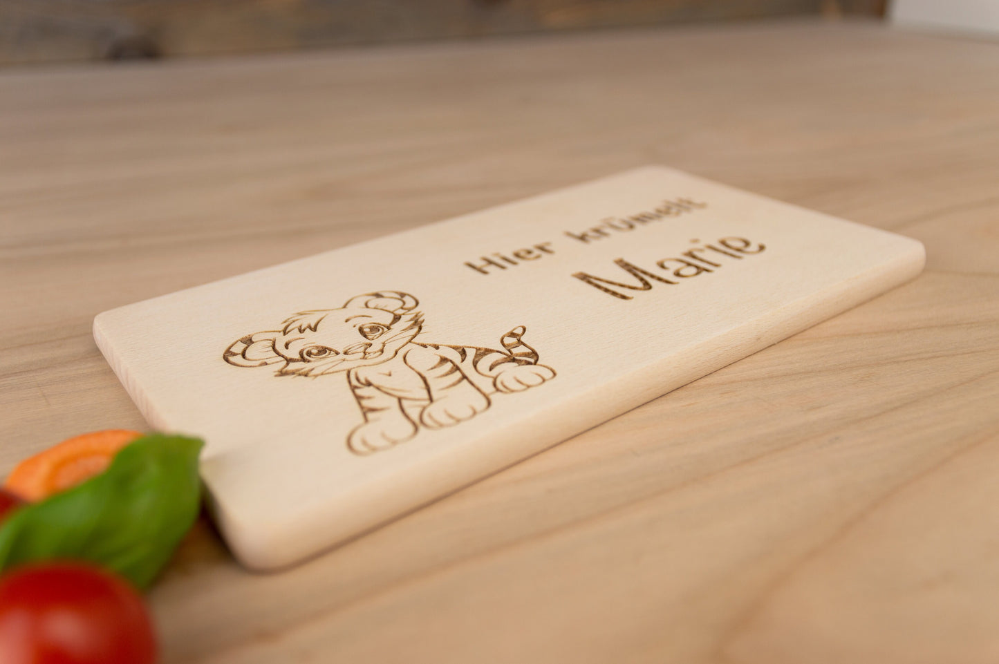 Schneidebrett personalisiert, Frühstücksbrett, Geschenk für Kinder, Geburtstag, Buchenholz, Taufgeschenk, Geschenk Geburt, Weihnachten