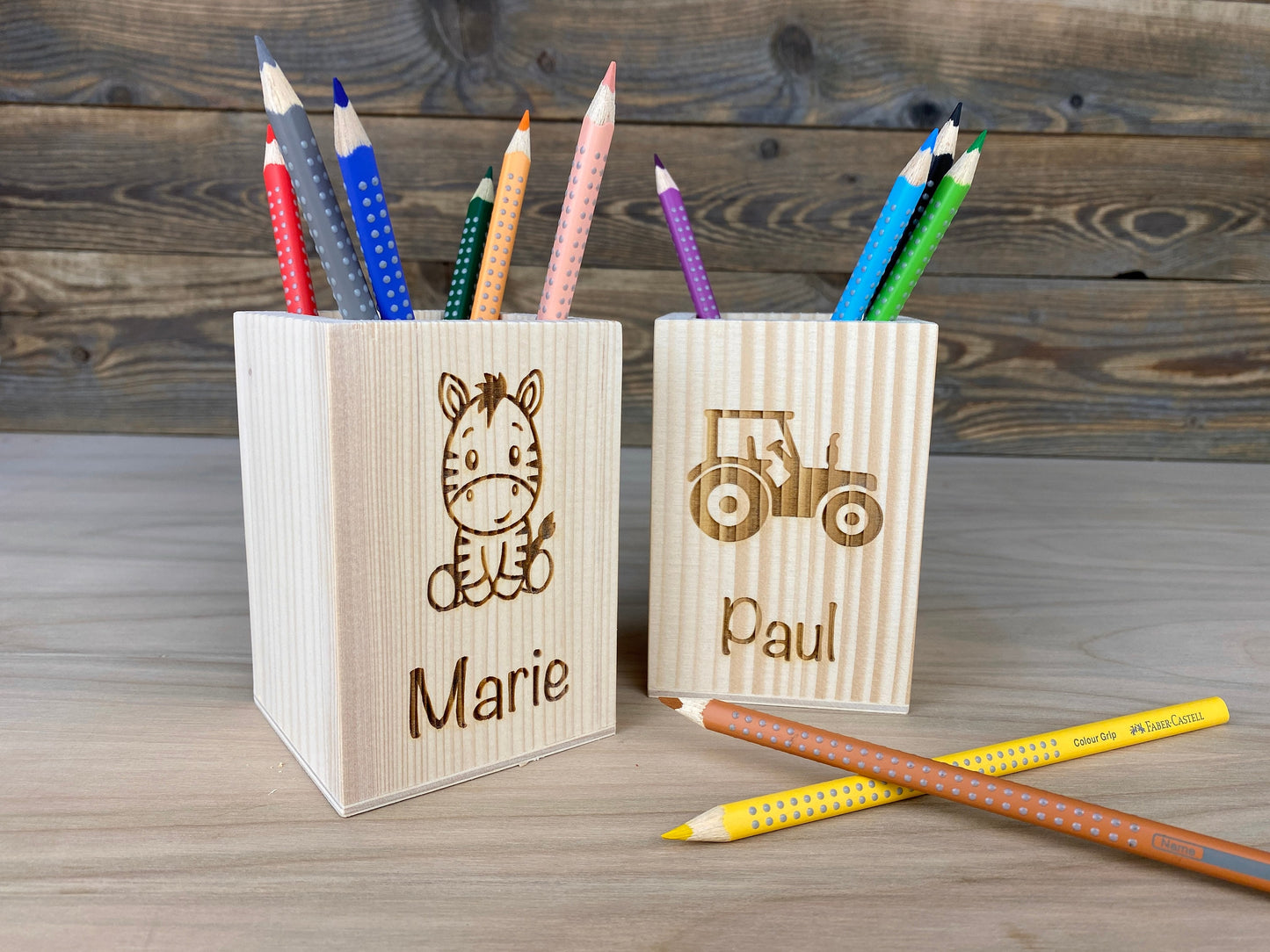 Stiftebox personalisiert aus Holz, Wunschmotiv und Name, Stiftehalter, Geschenk, für Einschulung, Kinder, Geburtstag