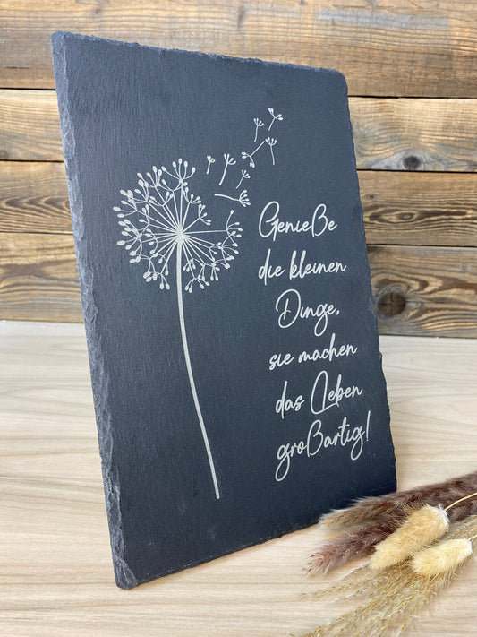 Spruchtafel "Die kleinen Dinge" aus Schiefer, graviert - für Innen und Außen - Pusteblume - Geschenk