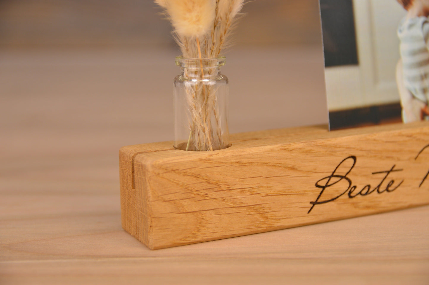 personalisierte Fotoleiste - aus Eichenholz mit Vase, Bilderleiste, Geschenk zum Muttertag, Mama, Mutter
